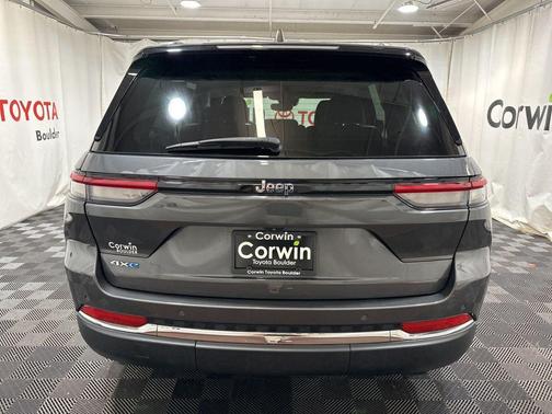 2022 Jeep Grand Cherokee 4xe Base