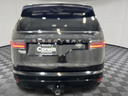 Santorini Black Metallic 2022 Land Rover Discovery P360 HSE R-Dynamic