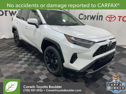 2025 Toyota RAV4 Hybrid SE