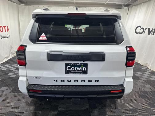 2025 Toyota 4Runner SR5