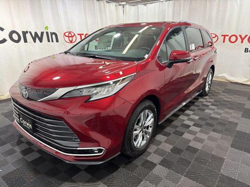 Ruby Flare Pearl 2026 Toyota Sienna Limited