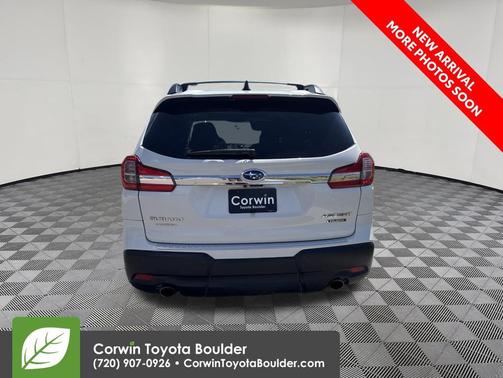 Crystal White Pearl 2021 Subaru Ascent Touring 7-Passenger