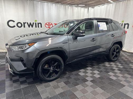 2021 Toyota RAV4 Hybrid SE