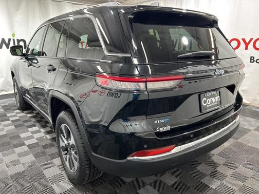 2023 Jeep Grand Cherokee 4xe Base