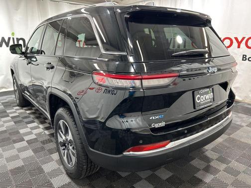 2023 Jeep Grand Cherokee 4xe Base