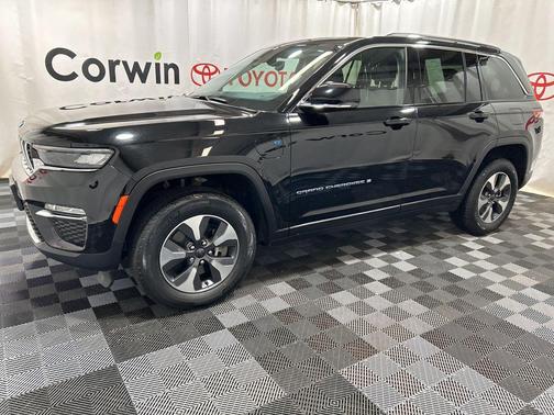 2023 Jeep Grand Cherokee 4xe Base