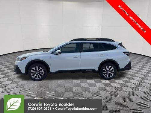 Crystal White Pearl 2021 Subaru Outback Premium