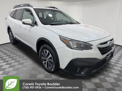 Crystal White Pearl 2021 Subaru Outback Premium