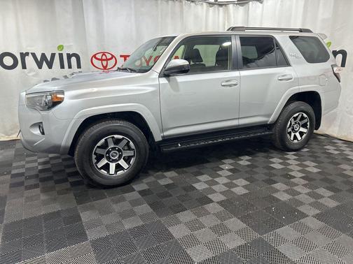 Classic Silver Metallic 2024 Toyota 4Runner TRD Off Road