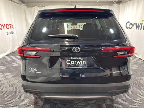 2024 Toyota Grand Highlander Limited