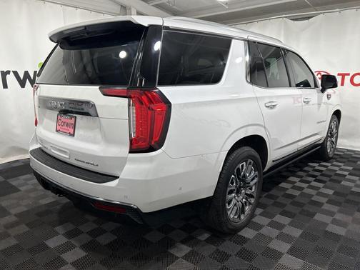 2023 GMC Yukon Denali Ultimate