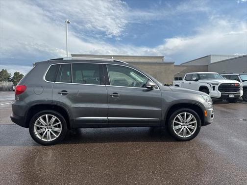 2012 Volkswagen Tiguan SE