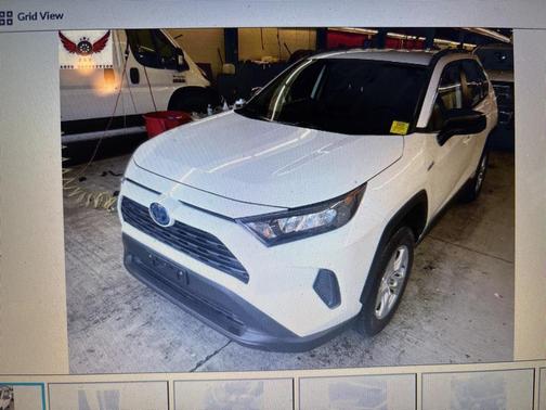 2020 Toyota RAV4 Hybrid LE