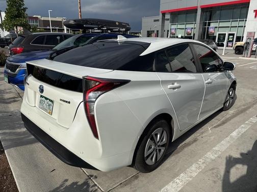 2017 Toyota Prius Two