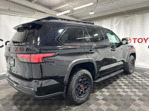 2025 Toyota Sequoia Base