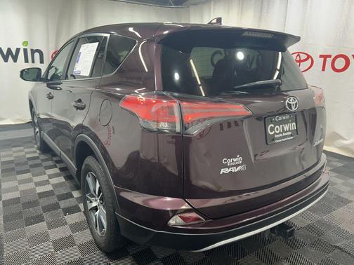 2018 Toyota RAV4 XLE