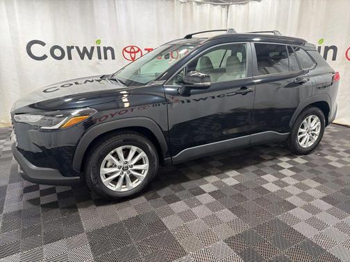 Jet Black 2024 Toyota Corolla Cross LE