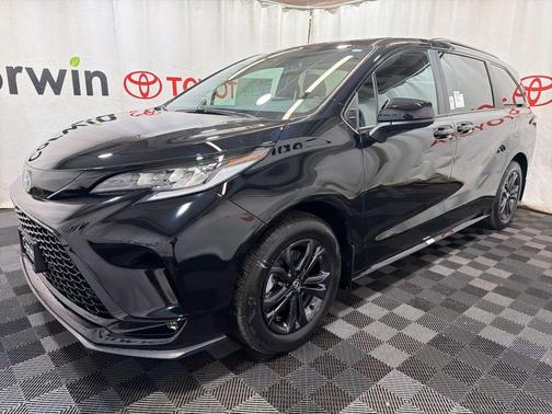 2026 Toyota Sienna XSE 7 Passenger