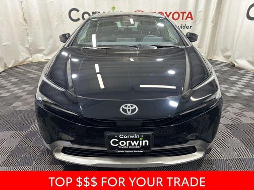 2025 Toyota Prius Plug-In Hybrid SE