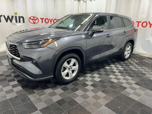 2024 Toyota Highlander LE
