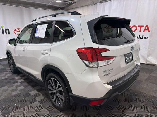 Crystal White Pearl 2019 Subaru Forester Limited