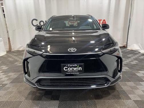 2025 Toyota bZ4X XLE