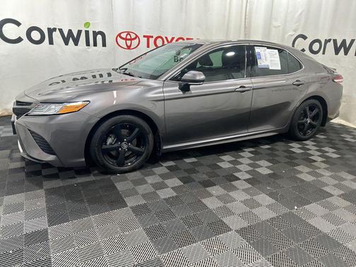 2020 Toyota Camry XSE