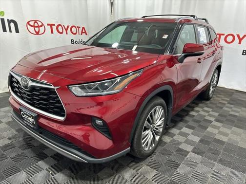 2022 Toyota Highlander Platinum