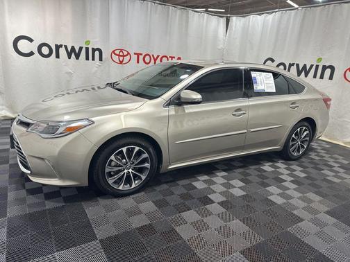 2018 Toyota Avalon XLE