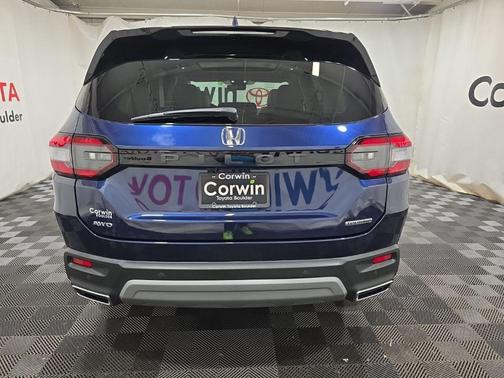 2024 Honda Pilot Touring 8-Passenger