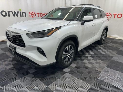 2026 Toyota Highlander XLE
