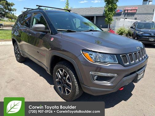 Granite Crystal Metallic Clearcoat 2019 Jeep Compass Trailhawk