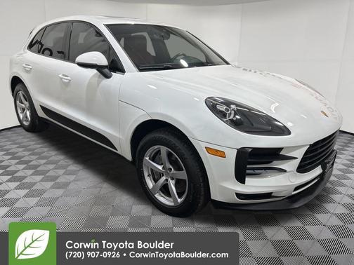 White 2021 Porsche Macan Macan