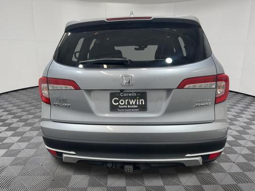 Lunar Silver Metallic 2019 Honda Pilot Elite