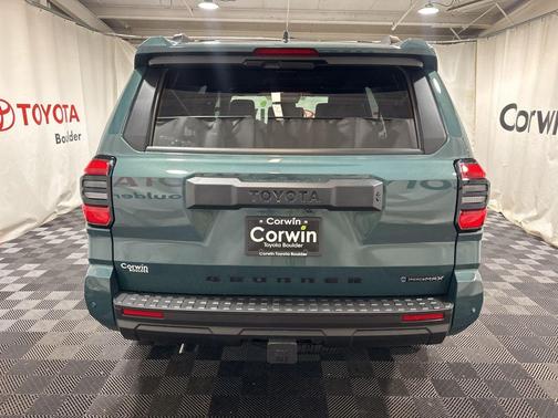 2025 Toyota 4Runner TRD Off Road