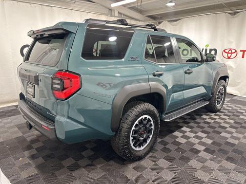 2025 Toyota 4Runner TRD Off Road