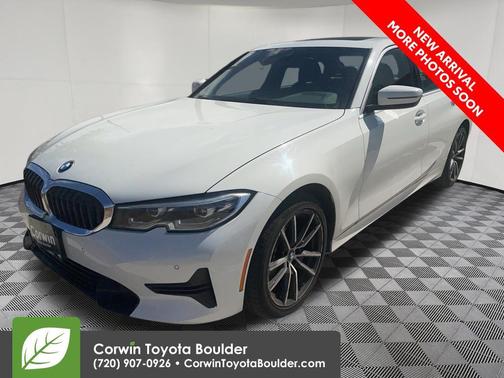 Alpine White 2019 BMW 330 xDrive