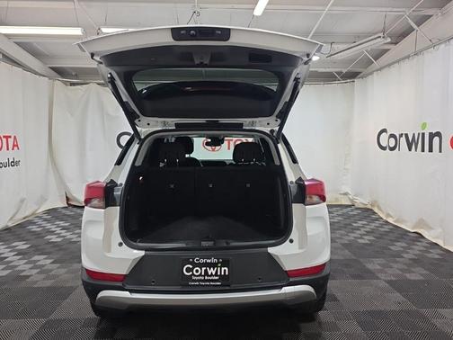 Summit White 2024 Chevrolet Trailblazer LT