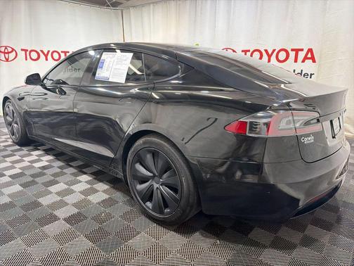 2021 Tesla Model S Long Range