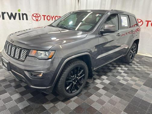 2017 Jeep Grand Cherokee Altitude