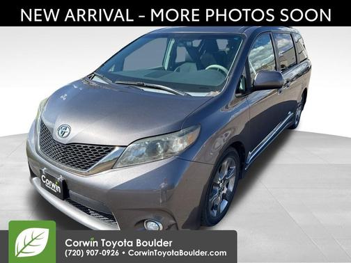 2011 Toyota Sienna SE