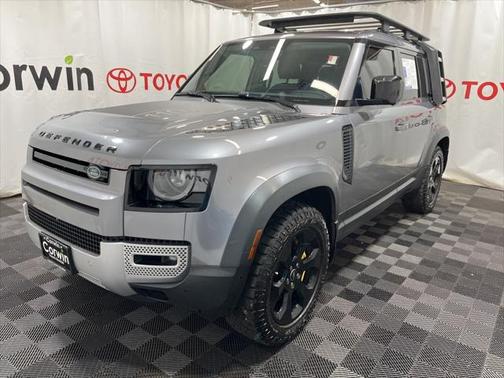 2022 Land Rover Defender 110 SE