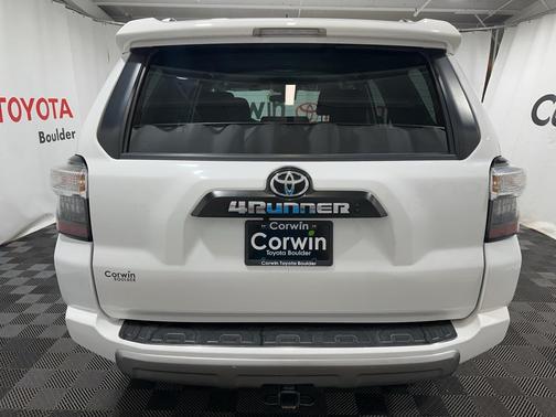2022 Toyota 4Runner TRD Off Road