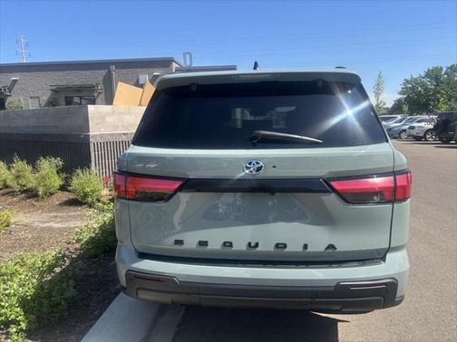 2024 Toyota Sequoia SR5