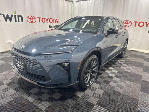 2025 Toyota Crown Signia Limited