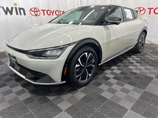 2022 Kia EV6 Wind
