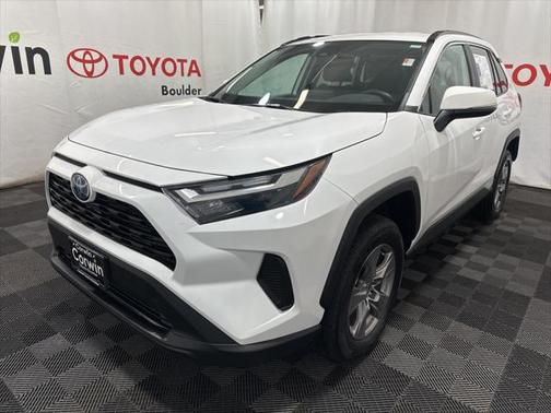 2024 Toyota RAV4 Hybrid XLE