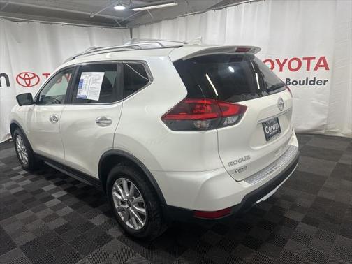 2018 Nissan Rogue SV