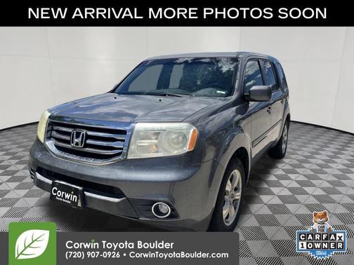 Polished Metal Metallic 2012 Honda Pilot EX
