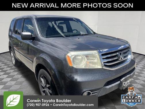 Polished Metal Metallic 2012 Honda Pilot EX